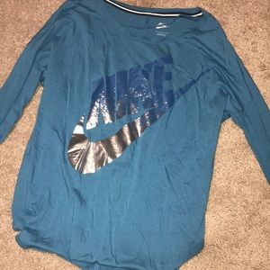 Nike long sleeve T-shirt